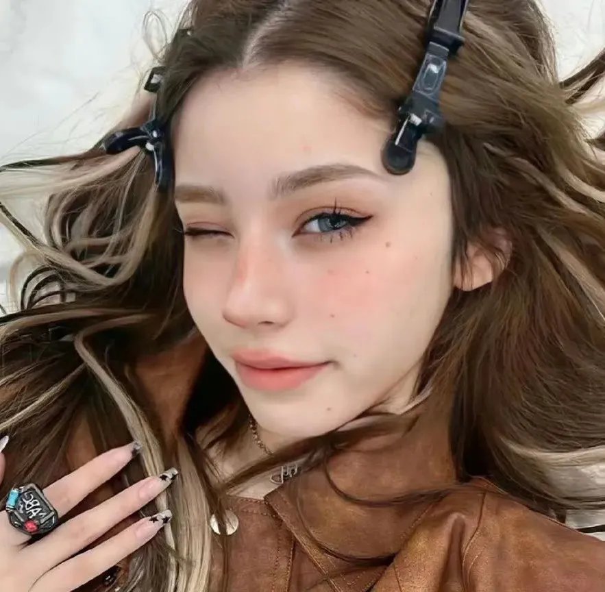 隐世狼女第一季